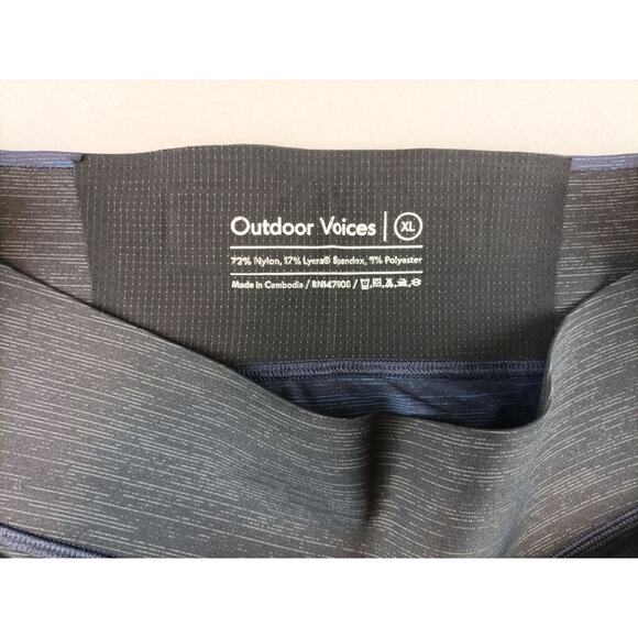 Outdoor Voices Womens TechSweat Two Tone Leggings Sz XL Cropped Blue Black - Picture 4 of 7